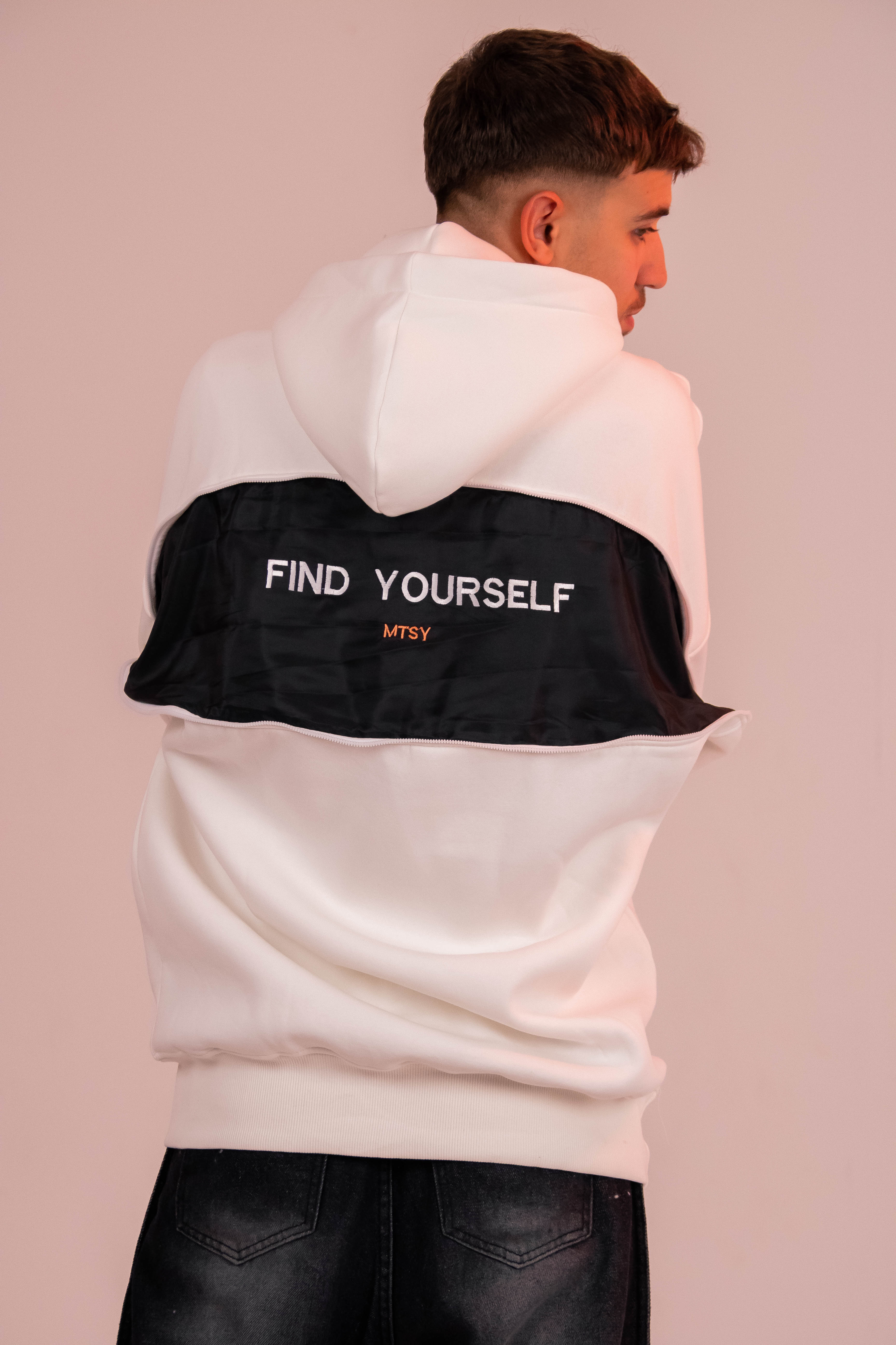 ZIPPER HOODIE 100% cotton