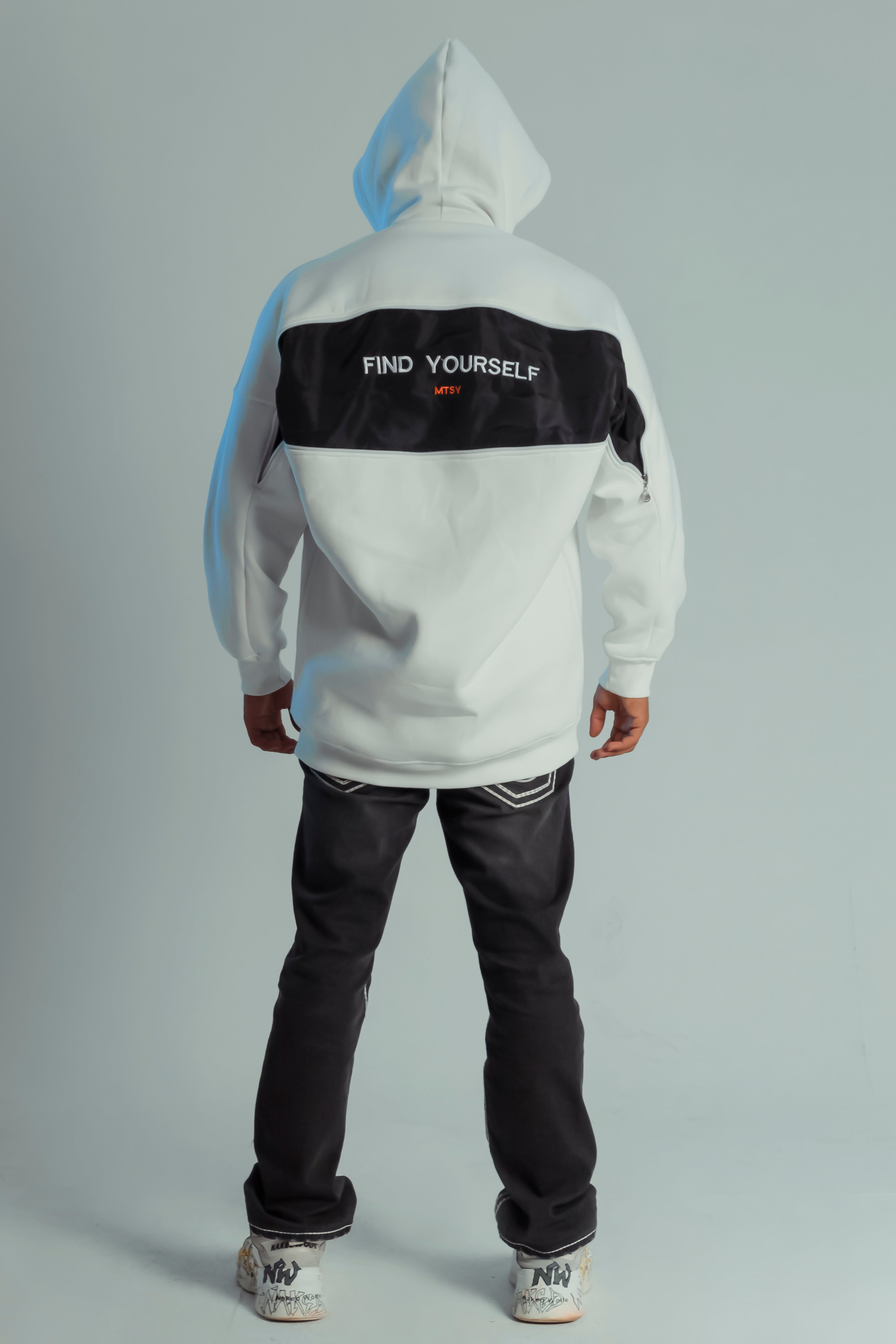 ZIPPER HOODIE 100% cotton