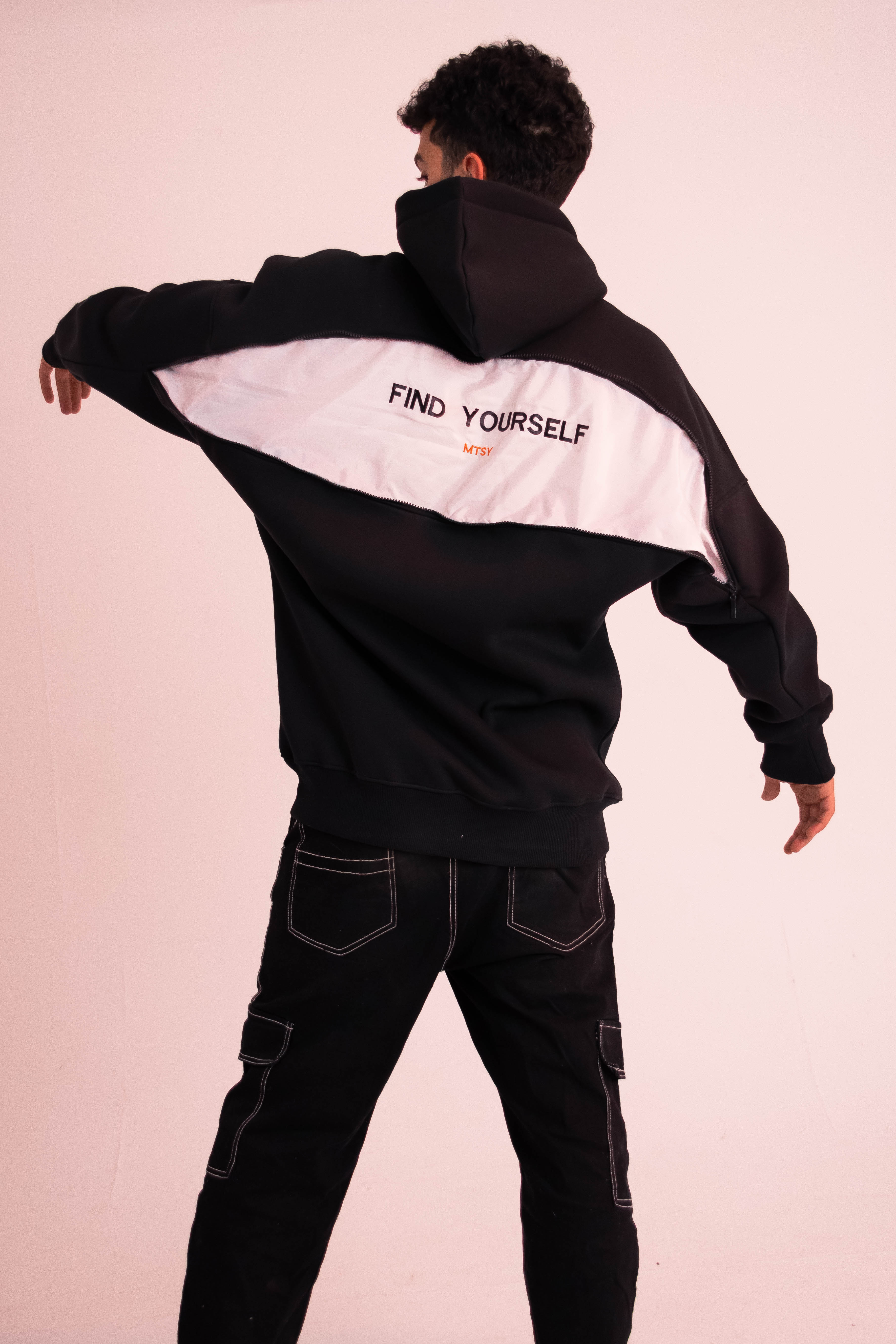 ZIPPER HOODIE 100% cotton